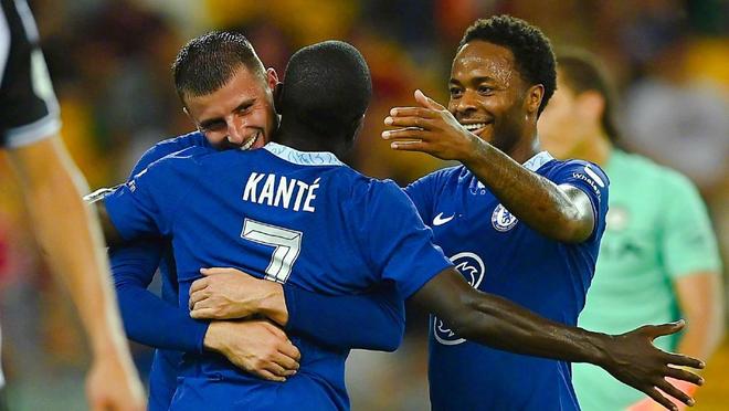 徐尚：我建议并支持邵佳一竞聘国足主帅，希望他到更高的舞台（徐尚：倡议并力挺邵佳一竞聘国足主帅，盼其迈向更高舞台）