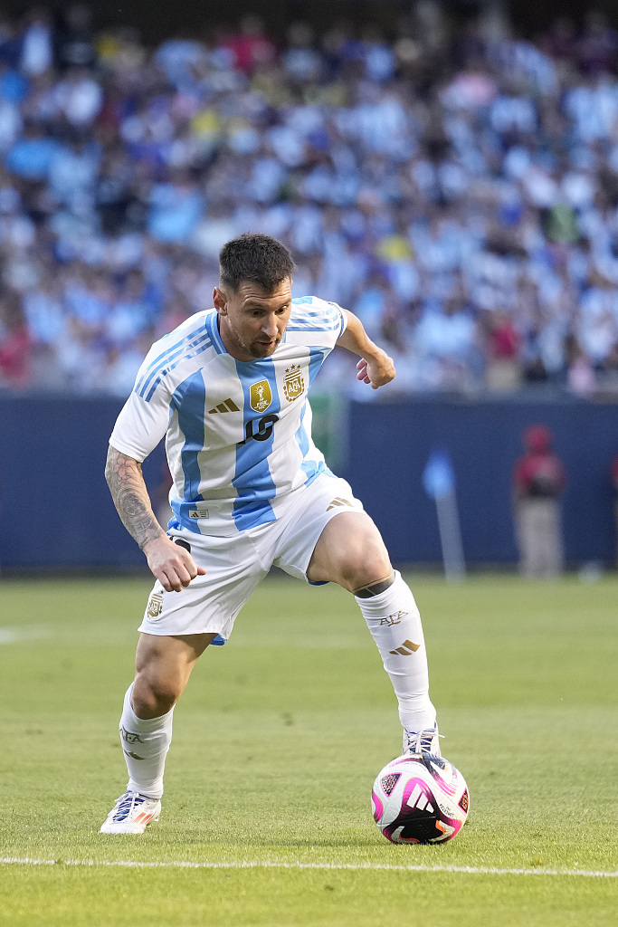 德拉富恩特：赢球是最难的，这种提醒时不时来一下也不是坏事（德拉富恩特：取胜最艰难，偶尔的警醒也是好事）