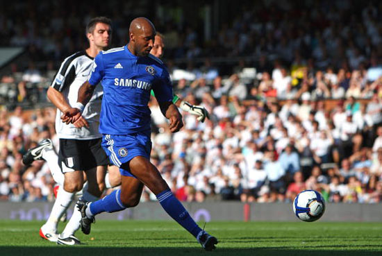 图片报：因两名前锋状态差，多特考虑冬窗签维罗纳前锋焦瓦内（图片报称多特因两锋低迷，计划冬窗追维罗纳前锋焦瓦内）