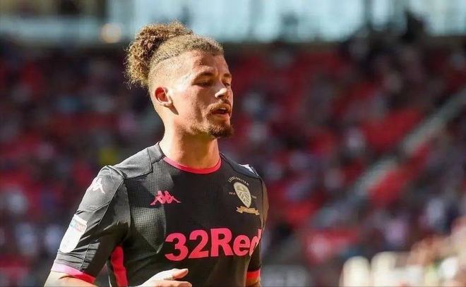 国米肠子悔青了吧？米兰700万投资蜡笔，收益直指联赛冠军（米兰700万押注蜡笔直指联赛桂冠，国米追悔莫及）