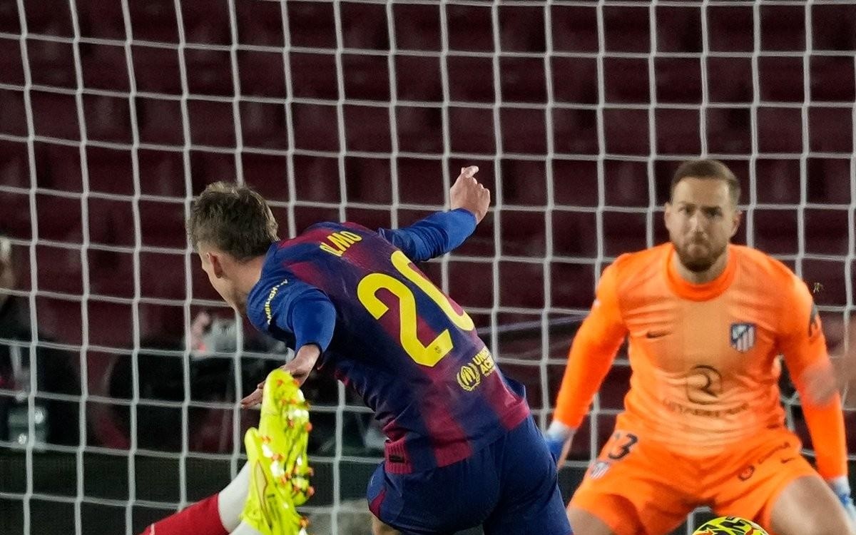 苏亚雷斯：在很多事情上我并不是榜样，我知道也接受这一点（苏亚雷斯：在许多方面我称不上榜样，这一点我明白并已接受）