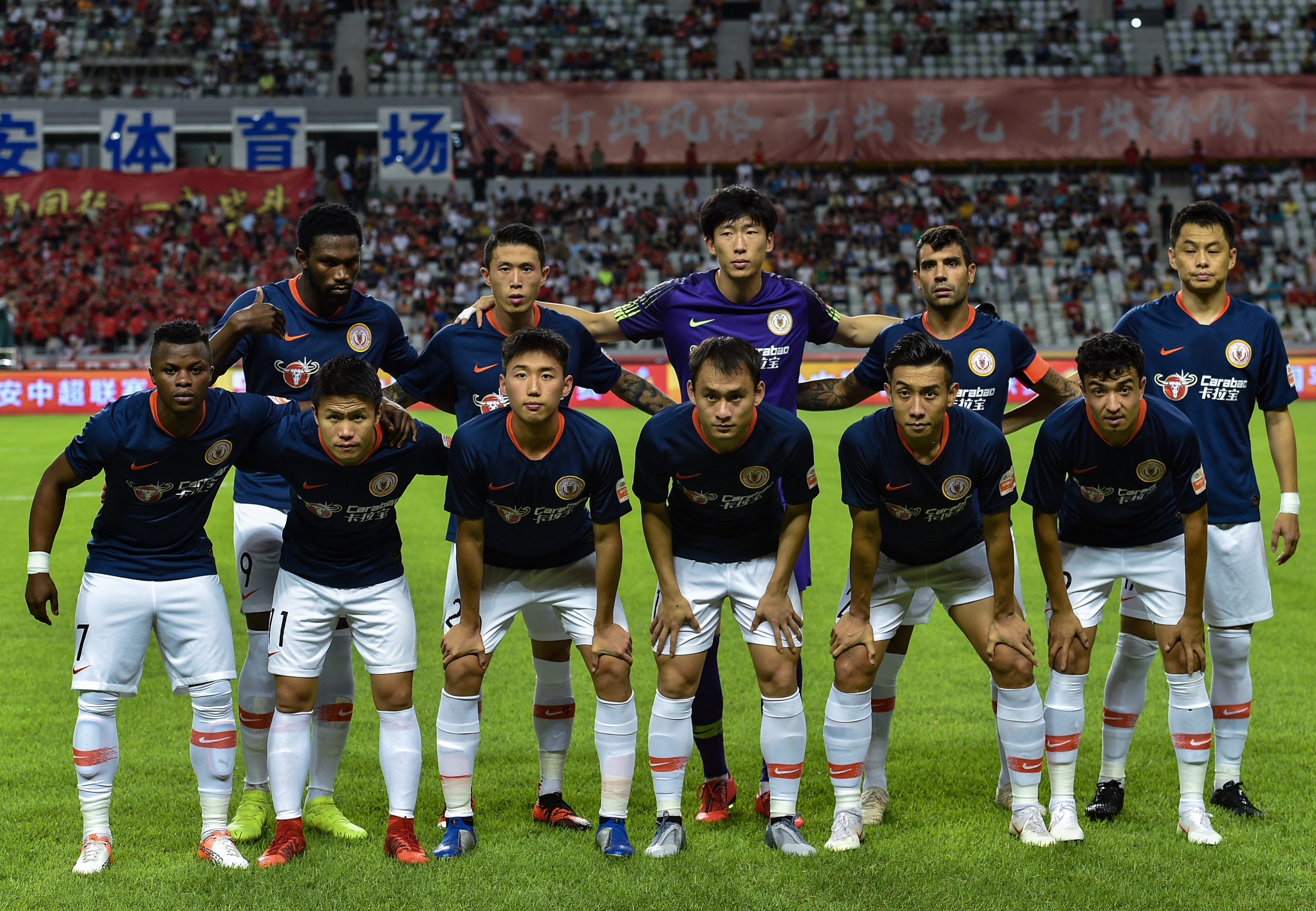 电竞粉丝大会吸引数万观众