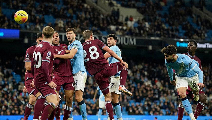 图赫尔：贝林厄姆被换下时很沮丧？因为他有一张黄牌（图赫尔解释贝林厄姆被换不悦：因已身背黄牌）