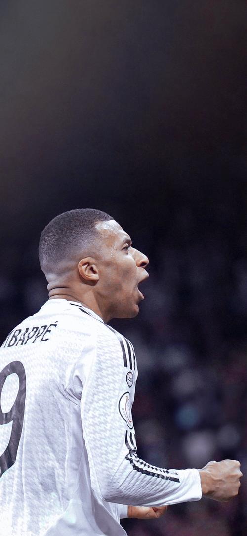 中超球队阵容分析：武汉三镇近期变化,（武汉三镇阵容最新动向：近期变化深度解读）